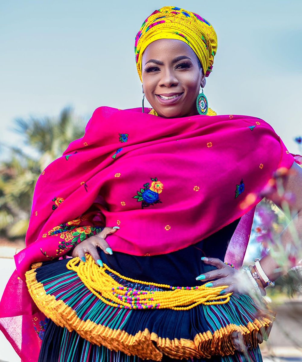 IamMzilikazi's tweet photo. SWILUVA SWA MISAVA: Bombani maxaka va matiko va navela #CelebrateAfrika 5 https://t.co/h6IT8JLOM0