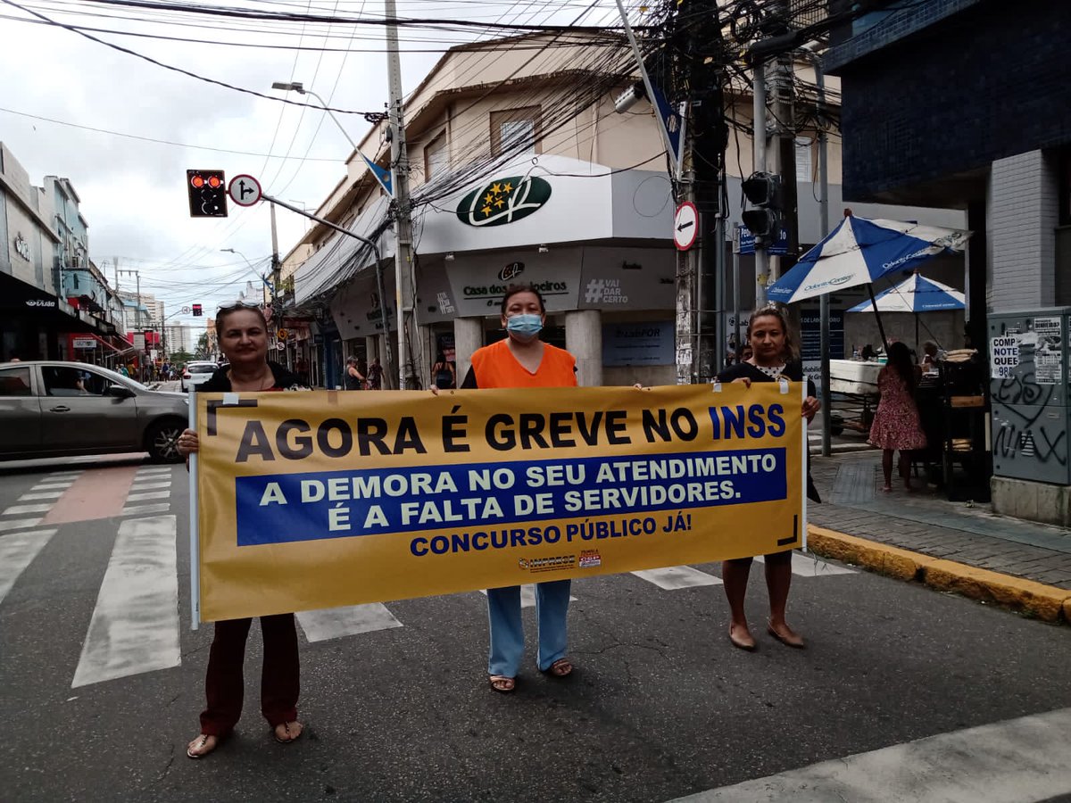 resistencesol's tweet photo. Nos sinais de Fortaleza, #SOSINSS https://t.co/aofHgjPshx
