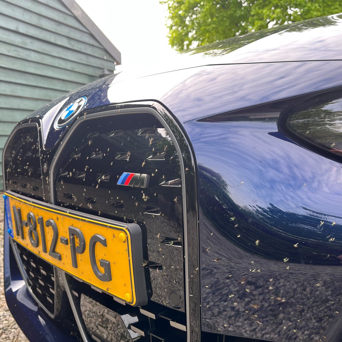Afgelopen week hebben we van onze vaste BMW-dealer de brute BMW i4 M50 mogen testen😇. Wat een beest! Ook Ot (9) was onder de indruk van de elektrische Gran Coupé, niet in de laatste plaats vanwege de elektrisch bedienbare voorstoel😊. Bedankt voor deze fijne geste <a href="/KalfsbeekBMW/">Kalfsbeek BMW</a>!