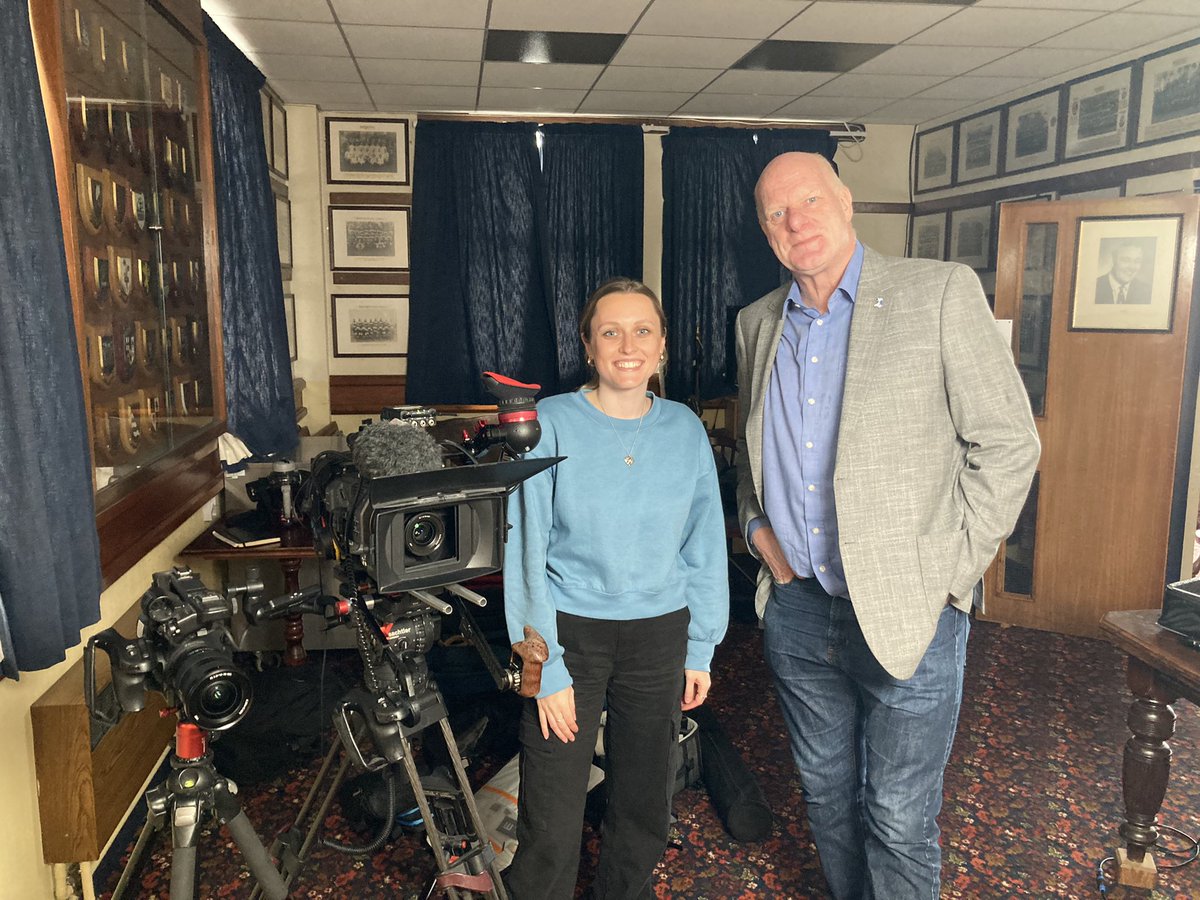 philsteele1's tweet photo. 3 years ago this brilliant young lady was a student of mine on the @MetBroadcast course - today she is my producer (and boss!) on a shoot for @BBCScrumV . 

Top work @alexmarierich 👍

#IndustryReady https://t.co/7m2Uh7rVoA