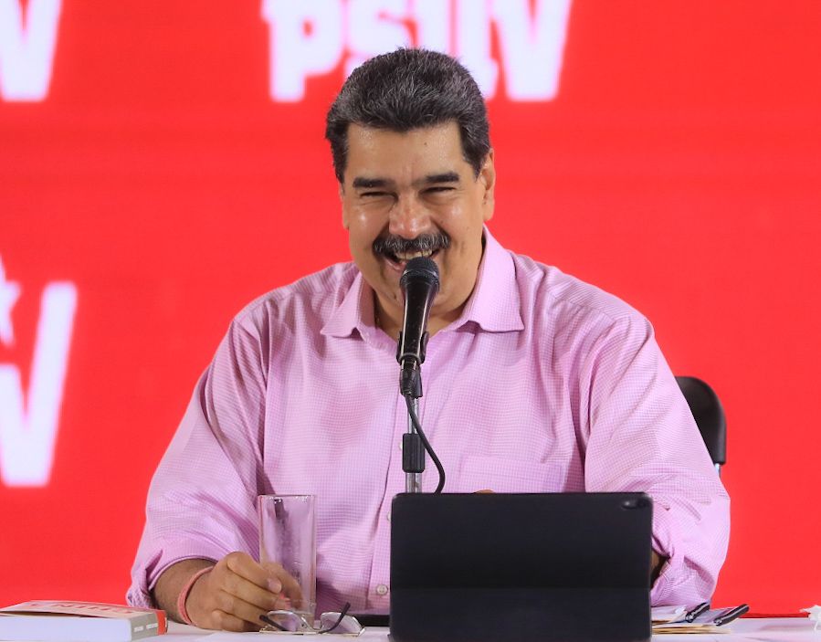 Nuestro proceso político se define todos los días con la movilización y el ejercicio pleno del Poder Popular. Estamos llamados a mantener el rumbo floreciente de la democracia participativa y protagónica, sumando nuevas mayorías políticas y electorales.
