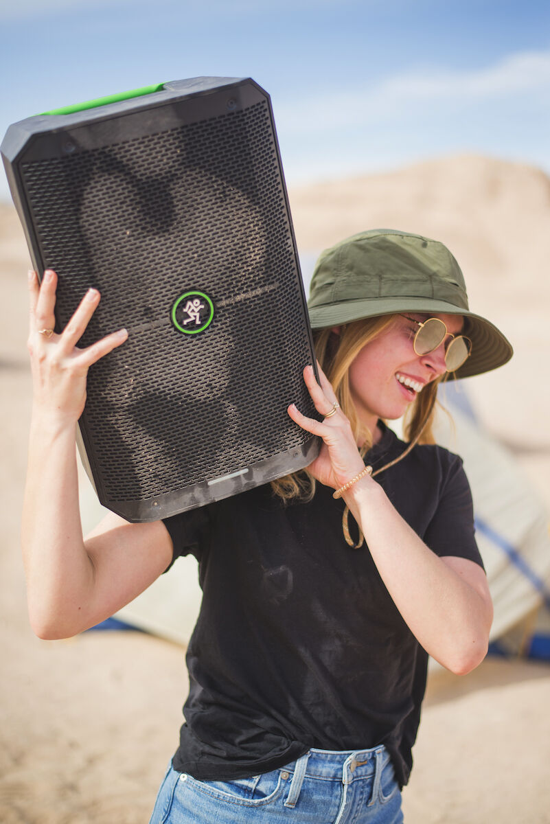 MackieGear's tweet photo. Knock off the dust with the thrust of a powerful speaker. The Thump GO never disappoints! 😉
Buy now and get a free EM-89D free! 🎤 https://t.co/0Pcy52n0YT 🎤
#Mackie #Thumpday #ThumpGO #Loudspeaker https://t.co/p3s1hEeBHH