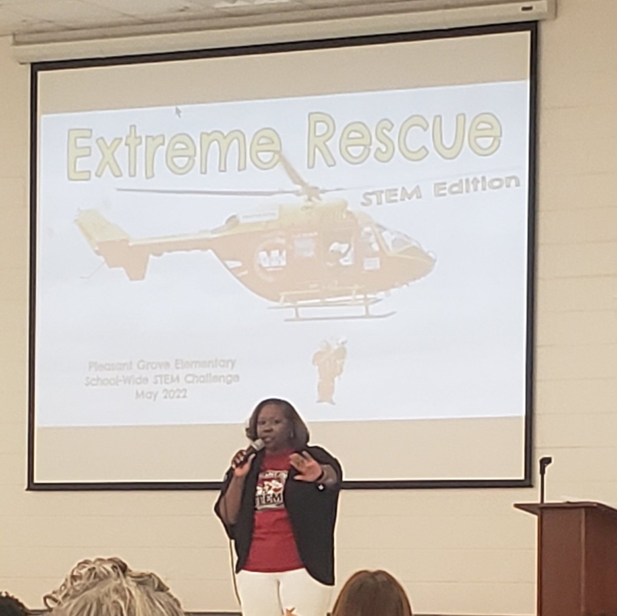 chikiyaallen's tweet photo. Getting ready to experience @PGE_HCS Extreme Rescue School-Wide STEM Challenge!!! #STEMinaction #STEMinhenry @HenryCountyBOE @drhafza https://t.co/D5r6RATRfL