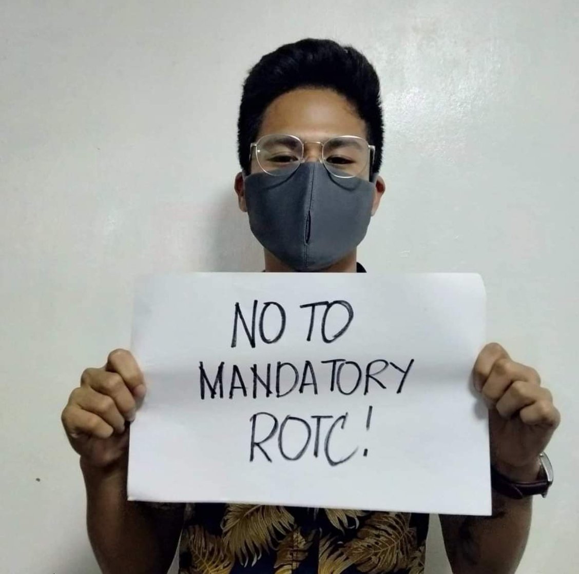 jaystr0yer's tweet photo. VP Sara i-aappoint ni BBM as DepEd Secretary.
Eh tong mga to mag-aaral pa kaya? https://t.co/kUzad6ZuwQ