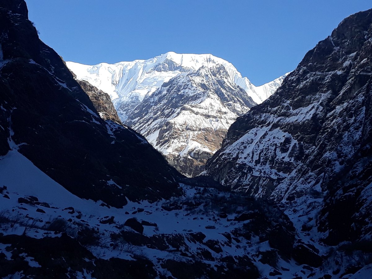 nepal_glory's tweet photo. The view is better in winter, Plan your Himalayan journey for the next winter with us.
#NepalTravel 
#JourneytoMountain #TravelWithDiffrence 
#TrekinginWinter https://t.co/nSE1tTenvT