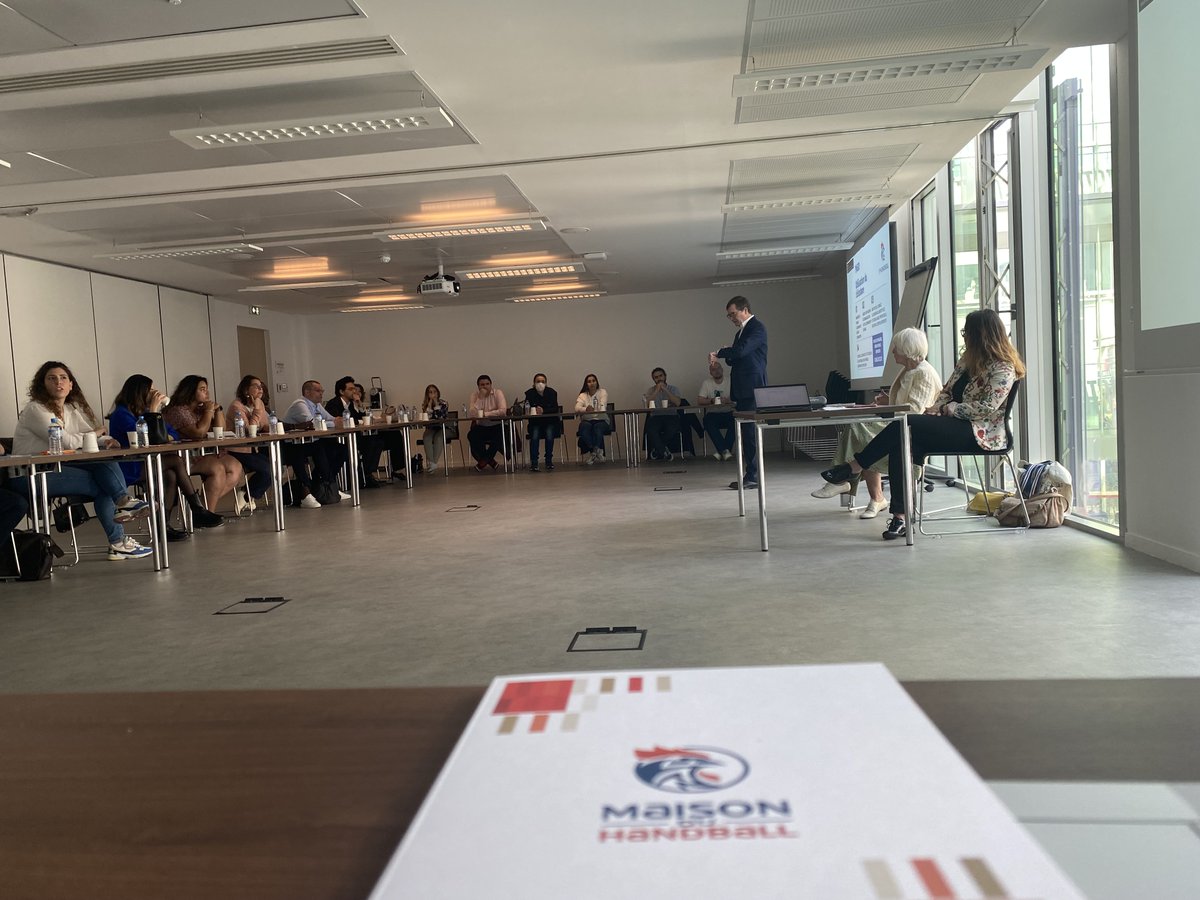 Prefon_Asso's tweet photo. ⭐Lors de notre séminaire annuel à la Maison du Handball, nous avons pu réaffirmer notre engagement avec la @ffhandball ainsi que les valeurs communes qui nous lient. 
👏Merci aux équipes de @byperiscope et @infrontsports pour l’animation et l'investissement durant cette journée. https://t.co/jrC09cB6Gr