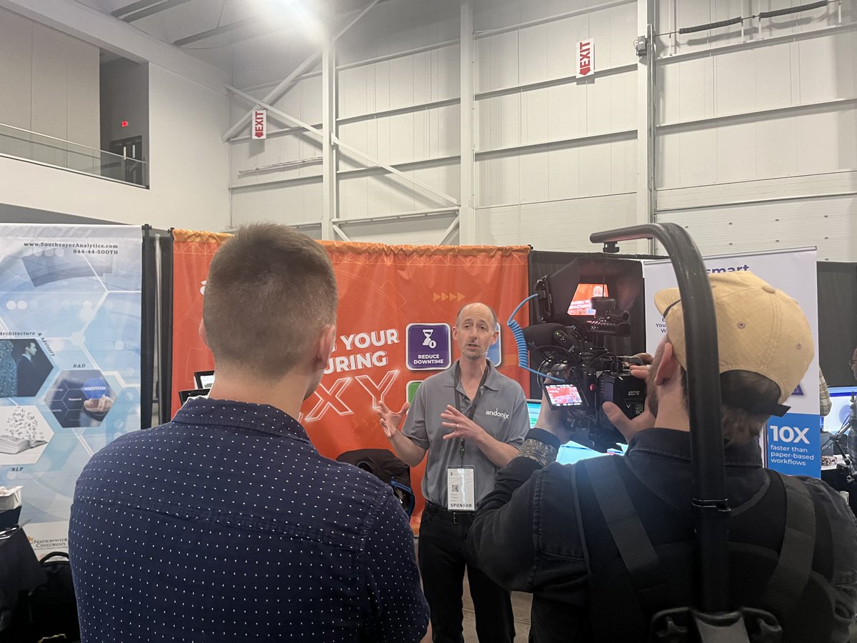 andonix40's tweet photo. .@oliver_theiss in his element at Integr8, explaining how Andonix's suite of Industry 4.0 solutions can transform manufacturing operations! All set to make manufacturing sexy again, one factory floor at a time.

@AutomationAlley 
#industry40 #andonix #makingmanufacturingsexy https://t.co/CfRktxdBuJ
