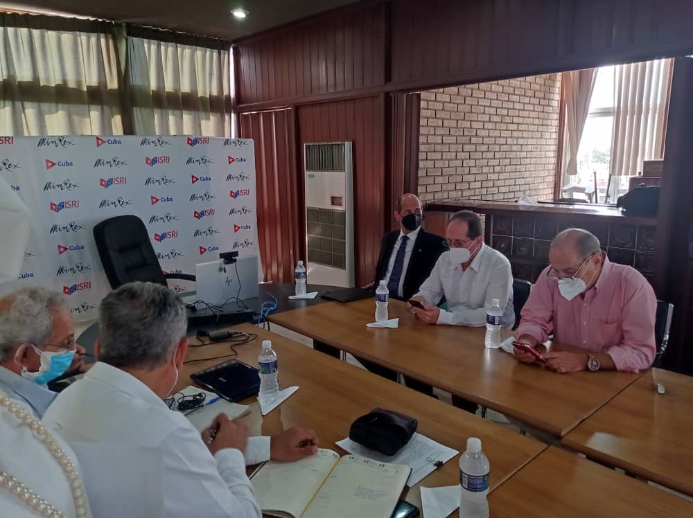 ISRICuba's tweet photo. Comenzó el XIV Seminario de Relaciones Internacionales "ISRI 2022".

Foro Virtual “América Latina y el Caribe en la geopolítica global” 

Retransmisión canal: 
ISRI Raúl Roa García - YouTube

#ISRI2022 
#OrgulloISRI
#DeLaTallaDeRoa https://t.co/LPTLw7jnBB