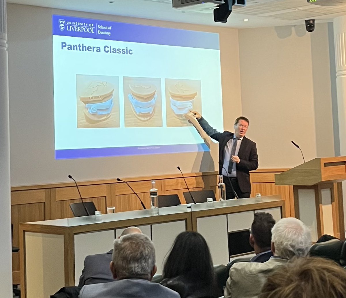 Precision_MADs's tweet photo. Excellent talk today by @DentalSimEd on the considerations for oral appliance therapy and challenges faced by NHS @RoySocMed #dentalsleepmedicine #sleepapnea https://t.co/FkvHYNvARy