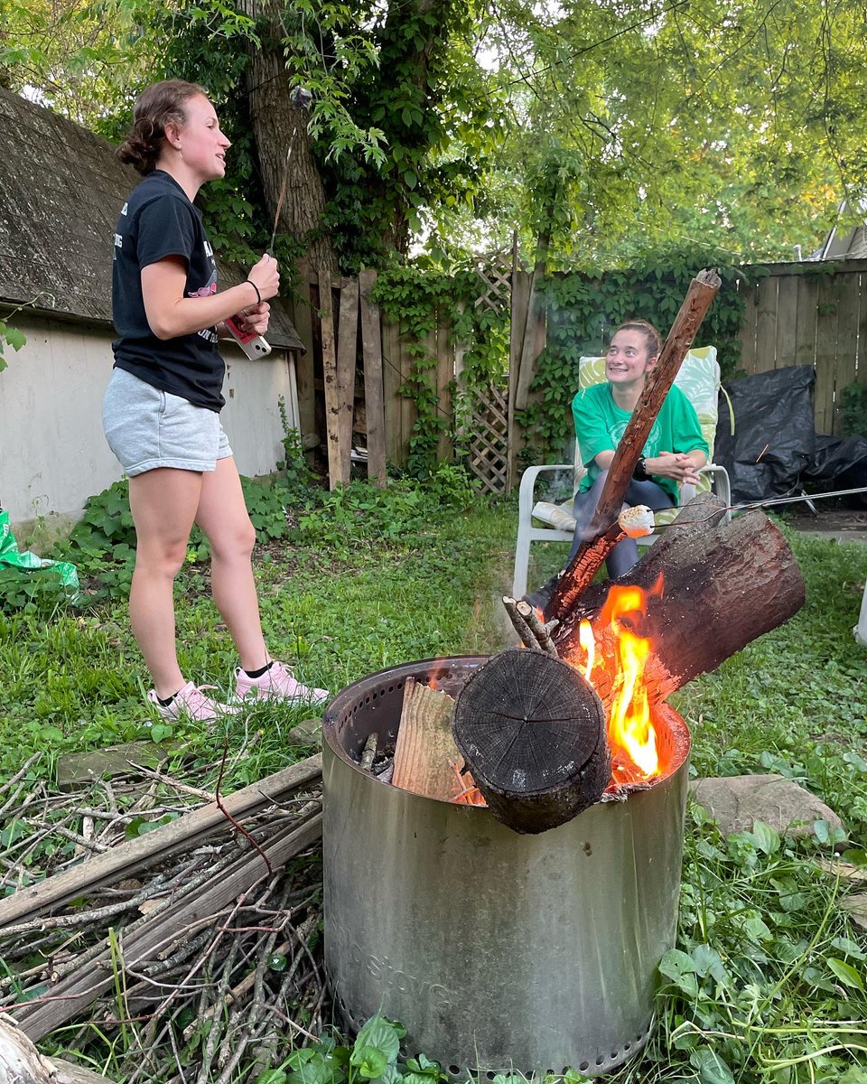 HerdTFXC's tweet photo. Spent last night team bonding over s’mores! See you soon Texas! 🤘

#RiseAsOne https://t.co/THqPmlidHd