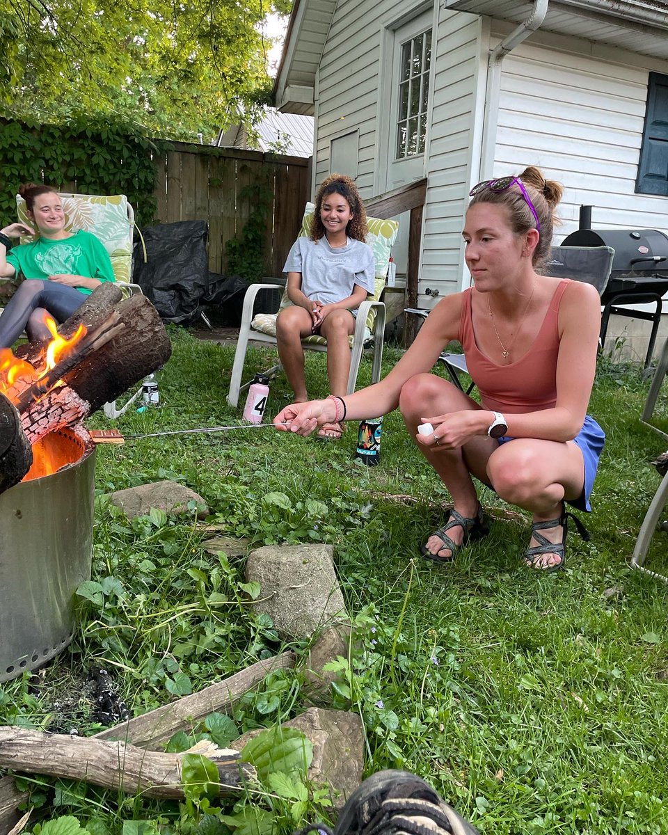 HerdTFXC's tweet photo. Spent last night team bonding over s’mores! See you soon Texas! 🤘

#RiseAsOne https://t.co/THqPmlidHd