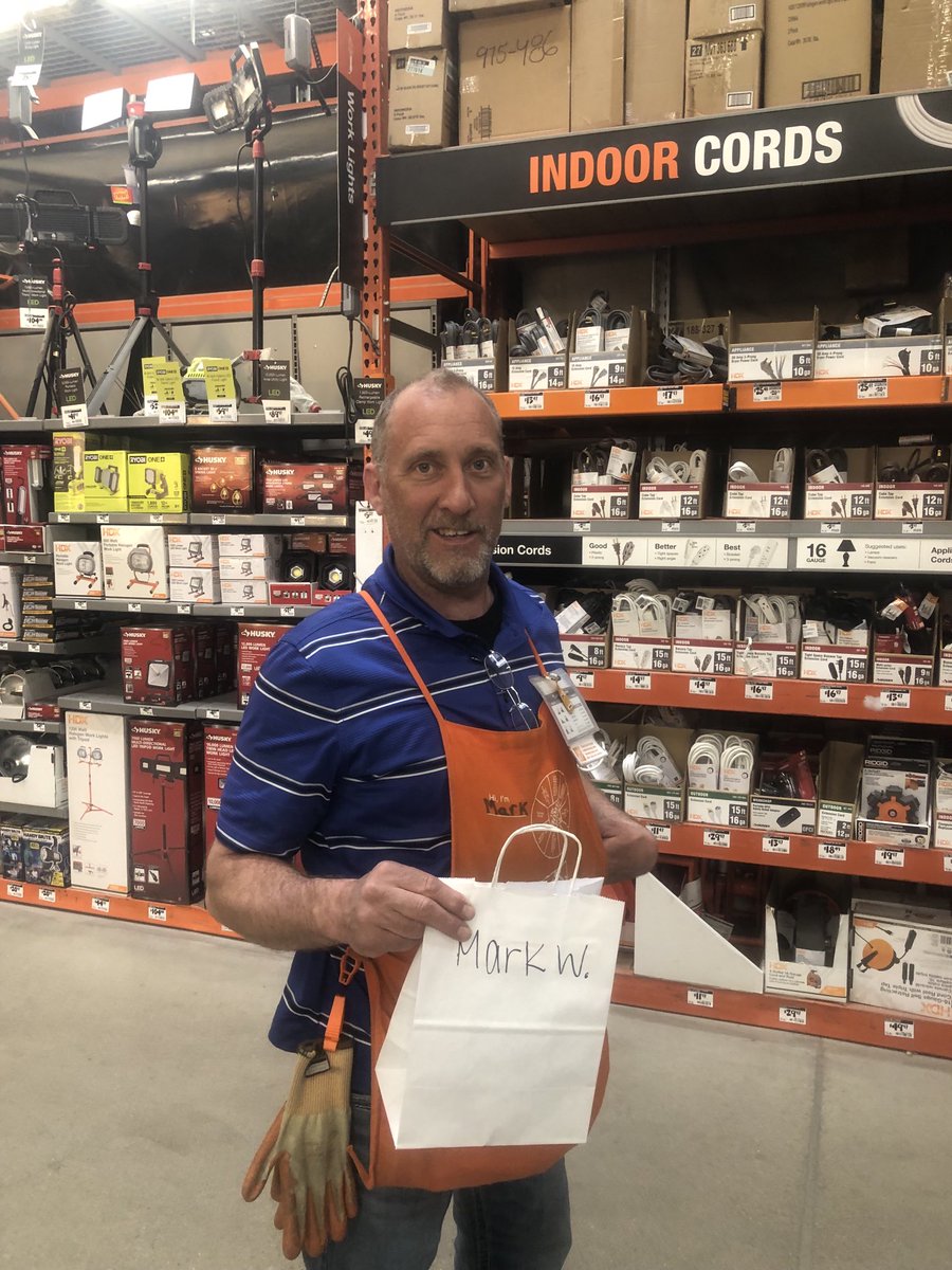 ToniaA1234's tweet photo. Congratulation Mark on being 100 on the packer guy to 2710 https://t.co/Hql8A3Q45Z