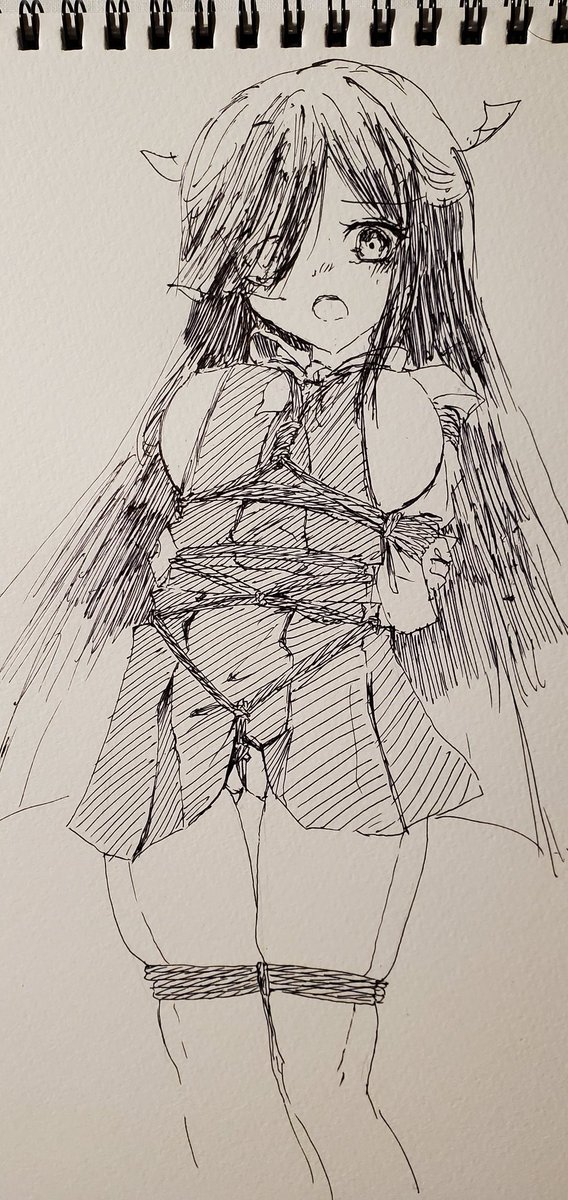 出先待機時間で一人で暇なので、縛る(アナログ) 