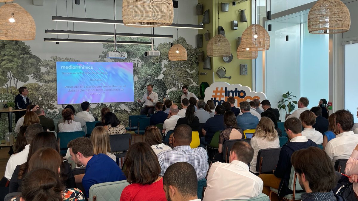 The next question for our panel "What are the trends you see in the use of data in the funnel from acquisition to retention ?" #intothemics