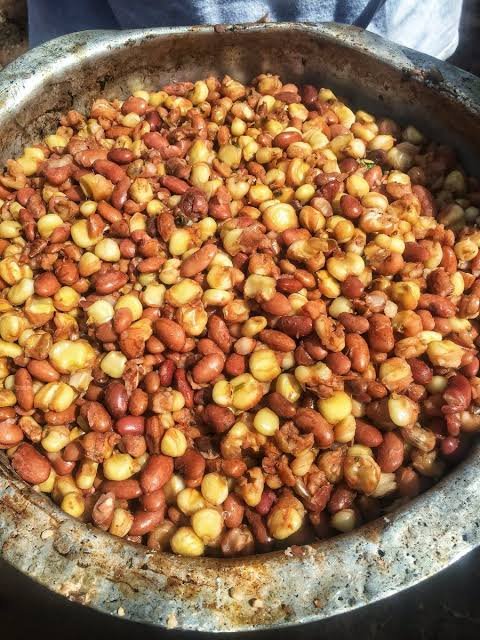 freeman_newsug's tweet photo. Githeri🇰🇪v🇺🇬Nsenene. Likes for Nsenene and retweet for Githeri
#KenyaVsUganda https://t.co/TWDnCnLo3d