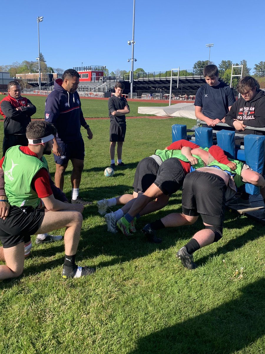 A huge thank you to the Freejacks for another weekly visit and training session.  Thomas Grant, Zach Bastres, and Justin Johnson gave the lads a great day of lessons and some pointers on polishing their skills.#Freejacks #hinghamrugby