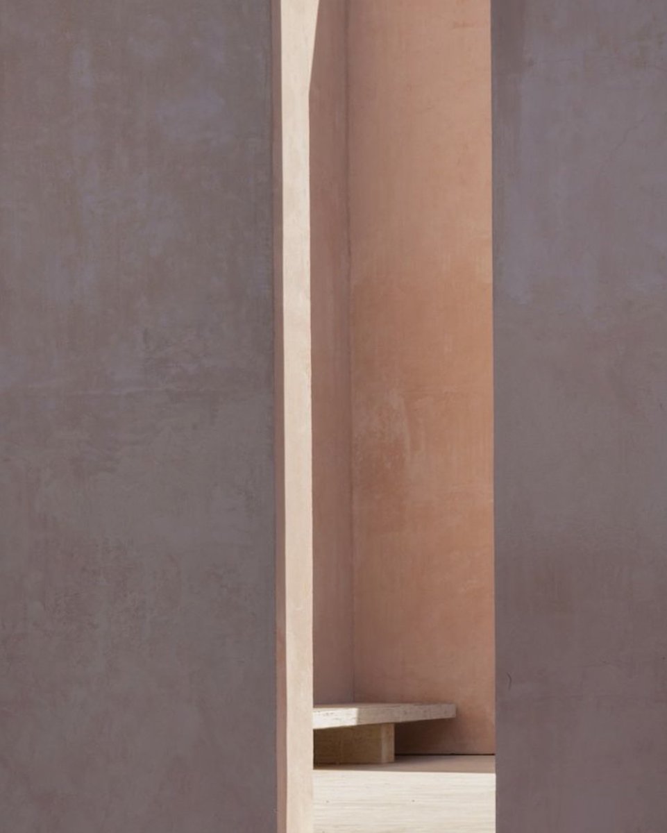 MaisonNoelle's tweet photo. Letting the light in 

📷: Neuendorf House

#neuendorfhouse #sunandshadows #findingbeauty #minimalist #mallorca https://t.co/wA2o14Ccgf
