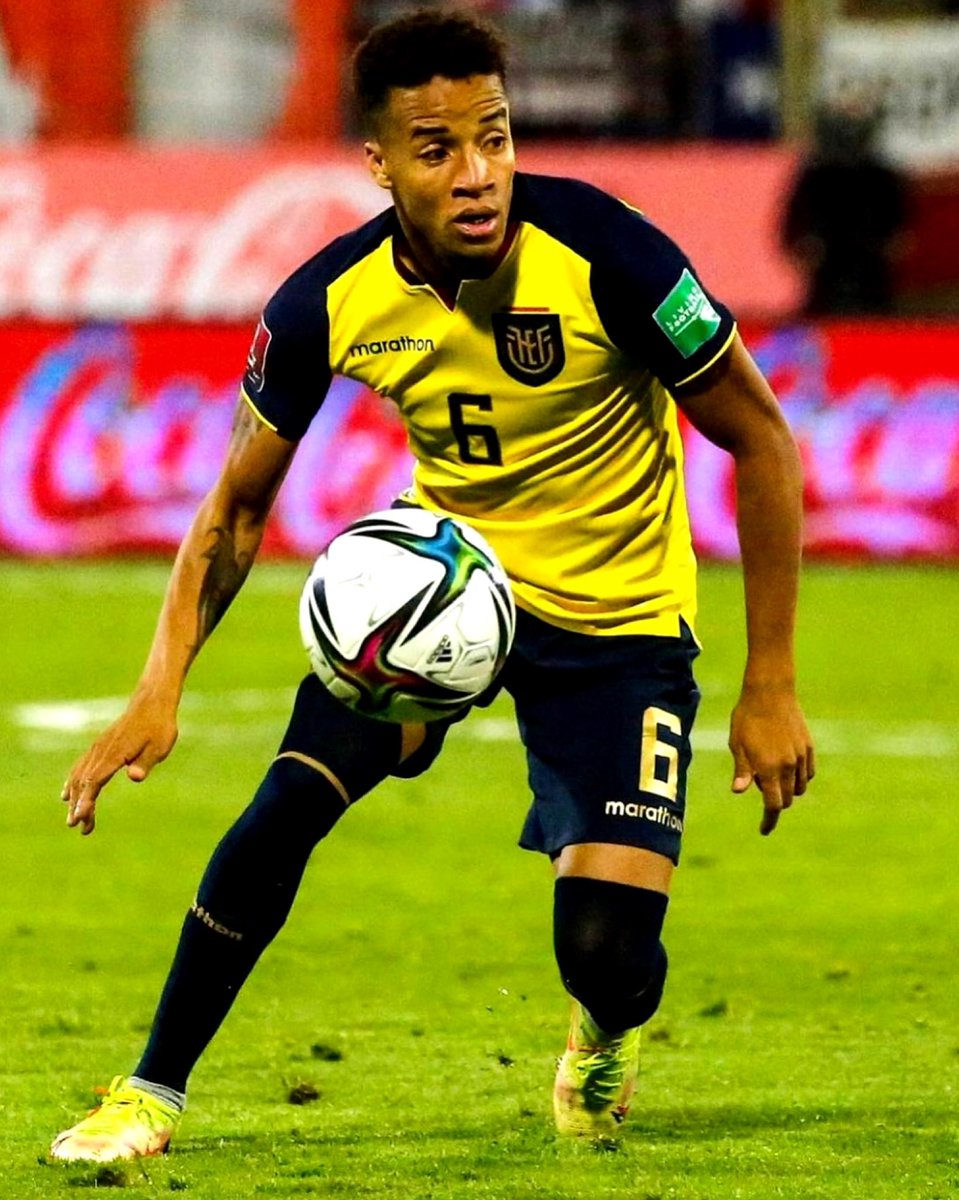 GOLPERUoficial's tweet photo. 🚨 #ÚLTIMOMINUTO ¡OFICIAL! La FIFA se pronunció acerca del caso Byron Castillo ⚽️ y confirmó que abrió un proceso disciplinario para investigar la mala inscripción del jugador y el posible incumplimiento de las reglas por parte de la FEF 🇪🇨. Chile 🇨🇱 podría ir a Qatar 2022 🏆. https://t.co/0xSWNP1t6O