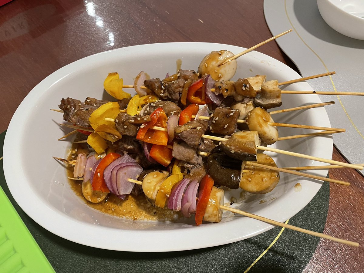 jannywsc's tweet photo. Home made BBQ😋😋
수제바베큐😋😋
自家製バーベキュー😋😋
#bbq #homemade #beef #onion #pepper #mushrooms #sesame #sweet #delicious #hongkong #sauce #바베큐 #수제 #소고기 #고추 #버섯 #참깨 #단 #��있는 #홍콩 #소스 #バーベキュー #自家製 #玉ねぎ #コショウ #きのこ #ごま #甘い #美味しい https://t.co/zLdxYqsYgg