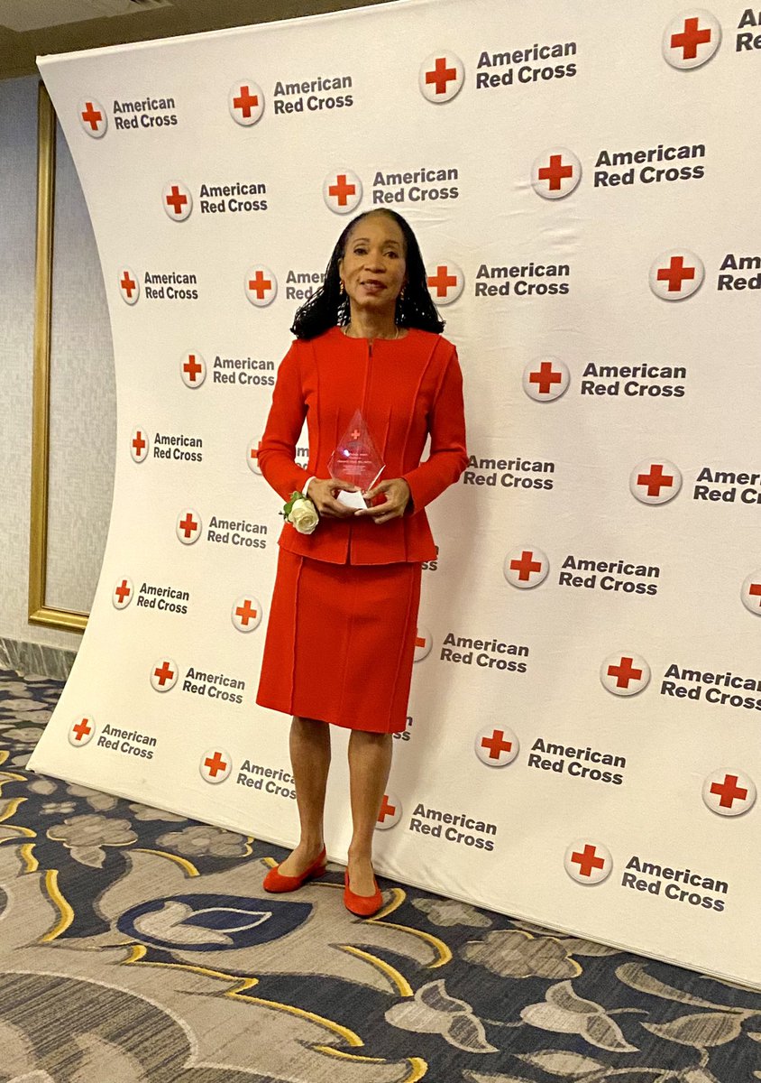 RedCrossIL's tweet photo. Congratulations to Helene D. Gayle, M.D., M.P.H. - the 2022 Heritage Award recipient! #RedCrossHeroes @ChiTrust https://t.co/3JGLLiZUHZ