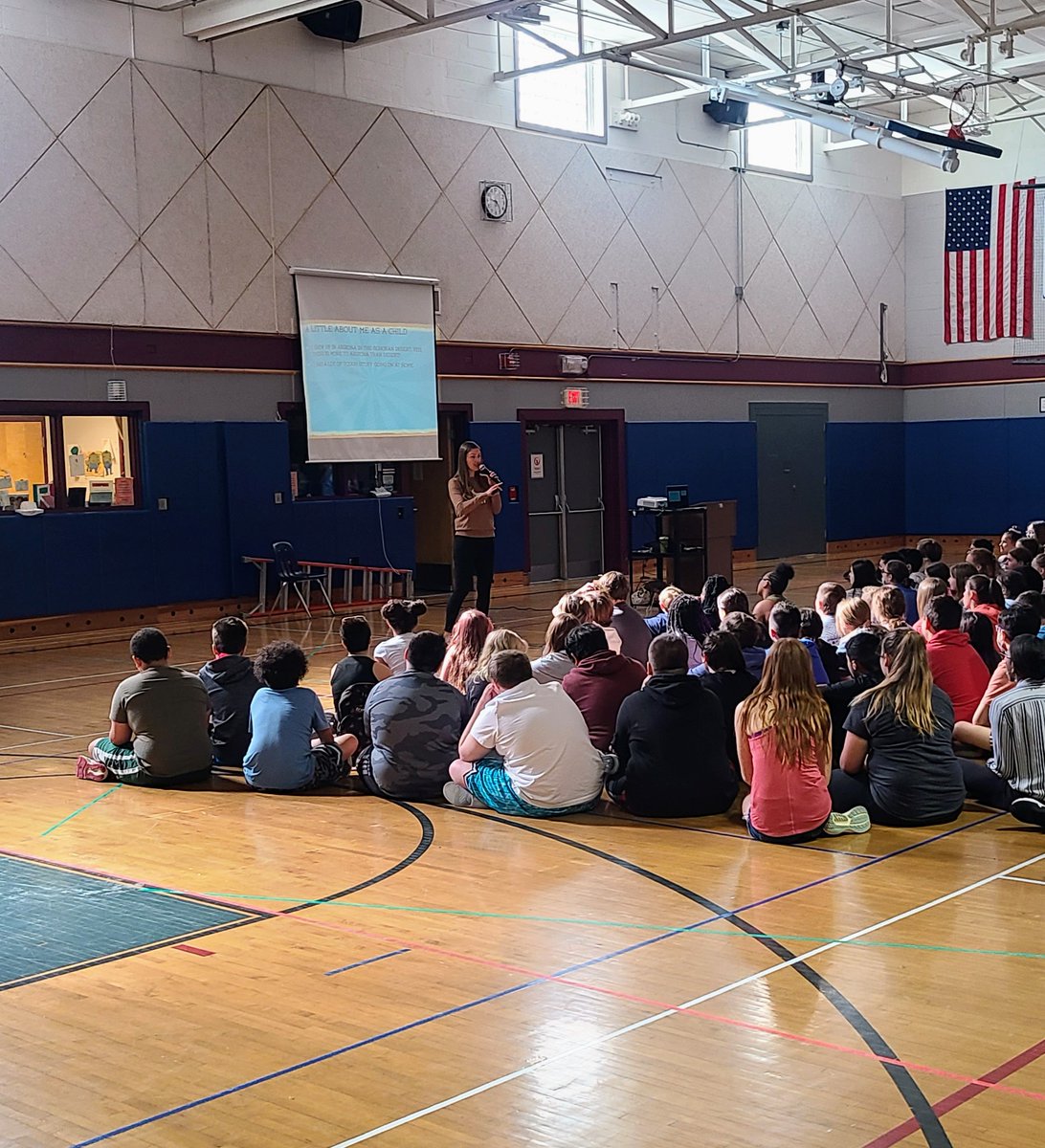 ohms_yearbook's tweet photo. @DustiBowling  came to OHMS today. What a great presentation!! @OnondagaM https://t.co/qk6eBzSyLm