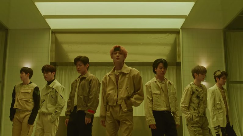npomvtt's tweet photo. ELES! Ciipher realizou seu comeback com o MV de “Fame”, música título do seu 3° mini-álbum ‘THE CODE’. 

Confira: https://t.co/saBEWpNUwj https://t.co/Jgd0Bv9TAU