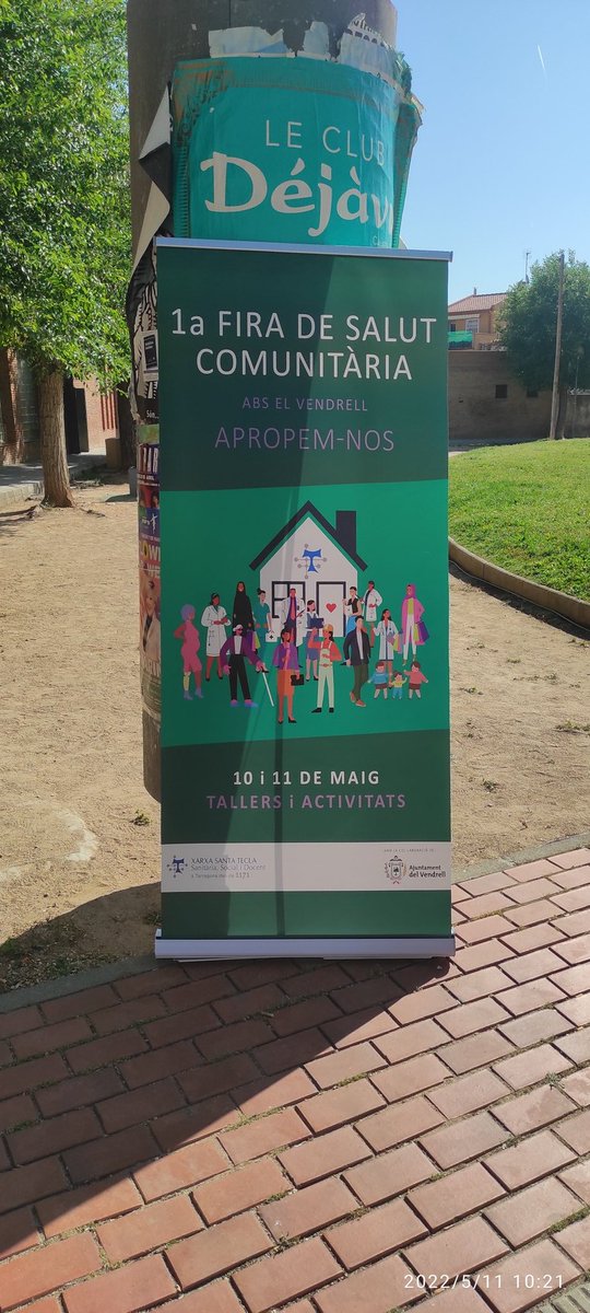 PeJoCallau's tweet photo. Aquesta tarda @avpcvendrell segueix amb el taller de RCP a la fira de la salut de @elvendrell_cat https://t.co/ccB90POi9K
