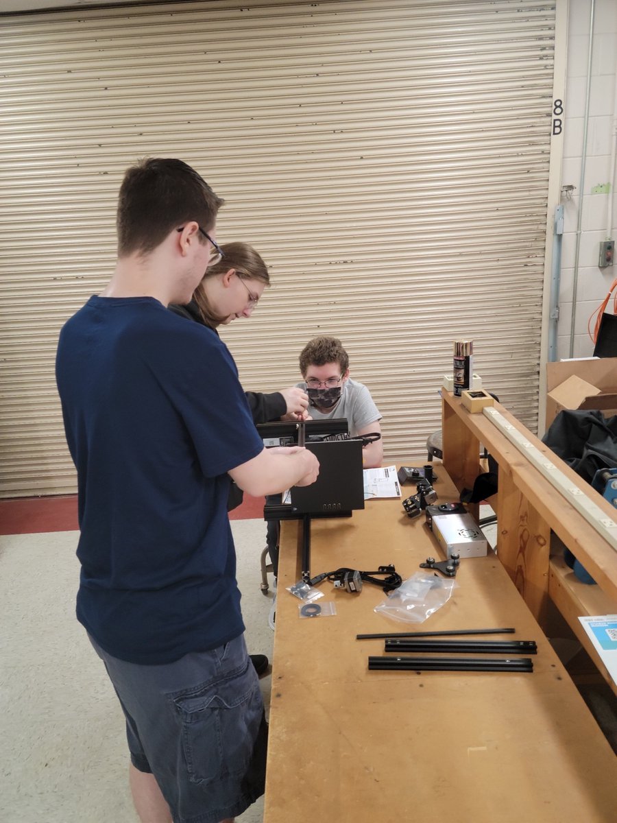 AtcRussell's tweet image. RATC NEWS: TSA &amp;amp; Mrs Phipps won a cool 3-D printer at the State Competition!  Super proud!  Check out our awesome students doing the assembly &amp;amp; setup on their own!  Way to go, Mrs Phipps!  Super proud of Joshua Sorrell, Riley Taylor, &amp;amp; Isaac Baldridge! @Russell_Updates @CTEWorks