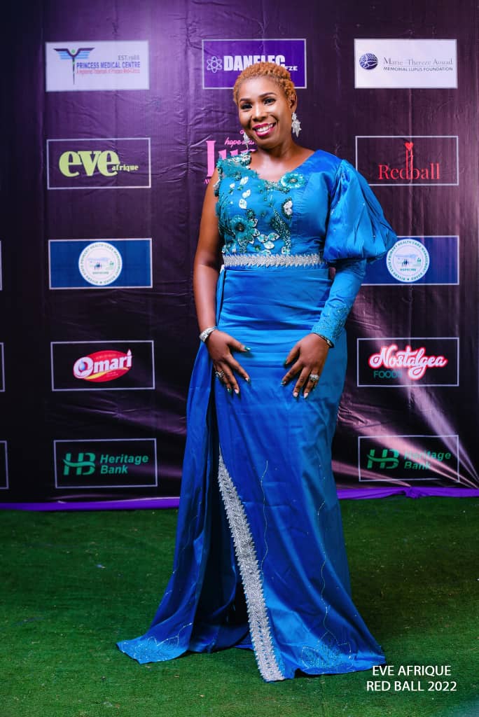 EveafriqueNews's tweet photo. Eveafrique Redball; A Night of Hope with Focus on Lupus Awareness and Management, Red Carpet moments

https://t.co/CArNNXt6od 

#lupusawarenessandmanagement #redballforcauses #eveafriqueredball #lupus #ANightOfHope #lupusmanagement  #newsfromthenigerdelta #redcarpetmoments https://t.co/5KObfuVidK