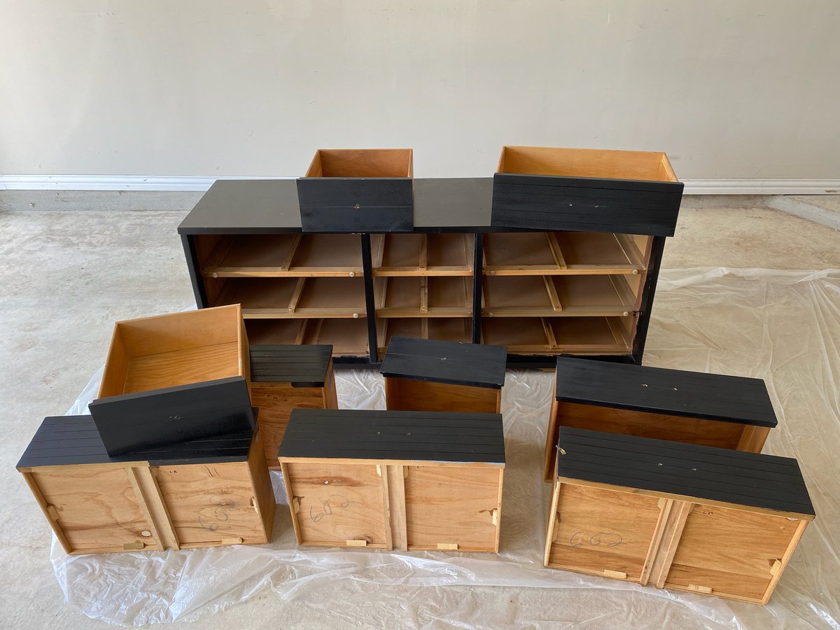 Bell_arms's tweet photo. I am a DIY queen 💪🏻

*Not pictured: my mom who did 90% of the work. https://t.co/OMVCMqNHa0