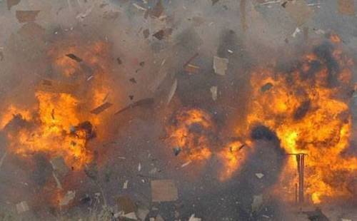 SaharaReporters's tweet photo. Explosion Rocks Nigerian Army Headquarters in Taraba | Sahara Reporters https://t.co/hTWx3jbqz1 https://t.co/I1iuiXVfdi