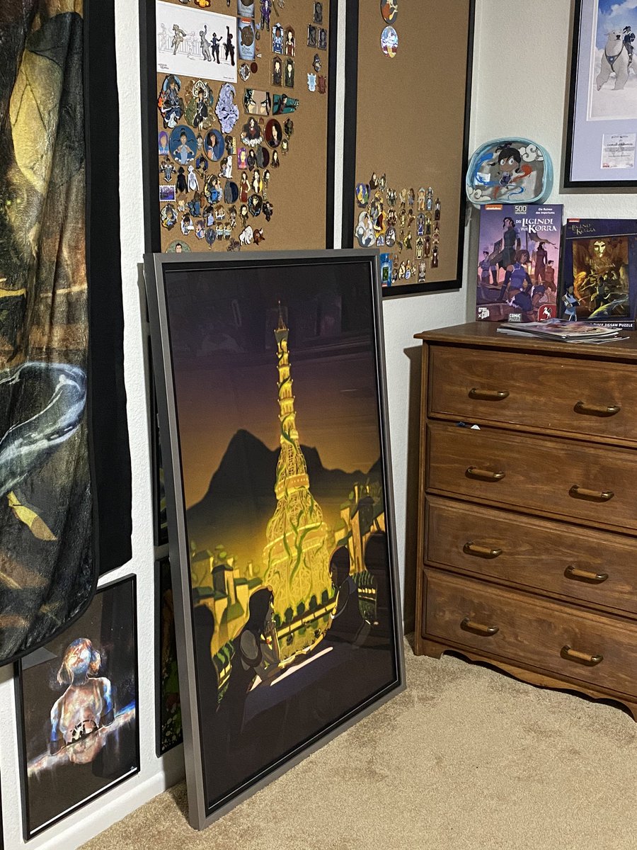 AmyJamiC's tweet photo. My friend, @artbyKowachi, did this Korrasami art for me! I recently got the frame finished! Looks absolutely beautiful! Happy #10YearsOfKorra! ❤️💙 #avatar #korra #korrasami https://t.co/wMUeoRfNUN
