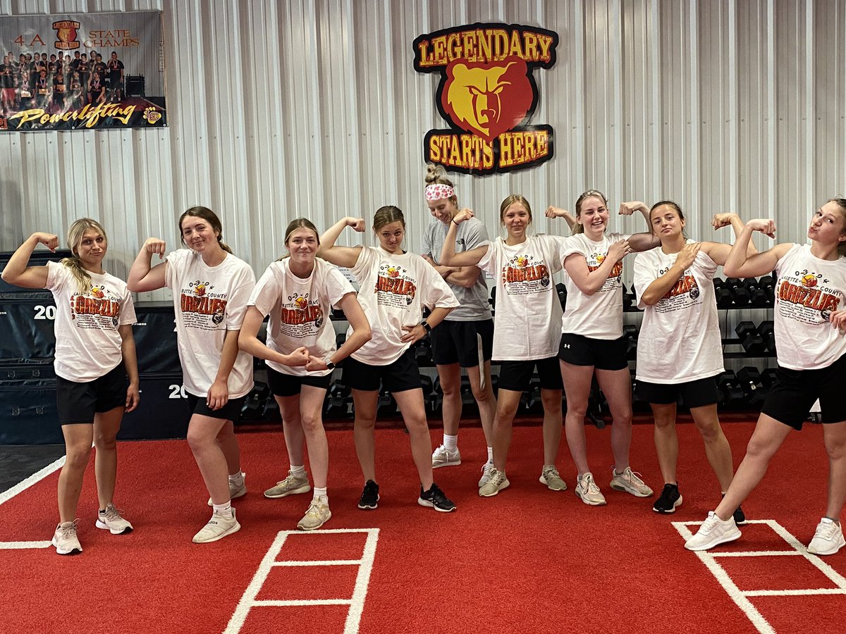 CoachVolmer's tweet photo. To say that I will miss these seniors would be a huge understatement. They left every program they have ever been a part of better than they found it and then some! I love them. They are my kids and will be forever and ever. #beefcakes4eva #4thhour #itscooltobestacked&havemuscles https://t.co/1QgRb5LCur