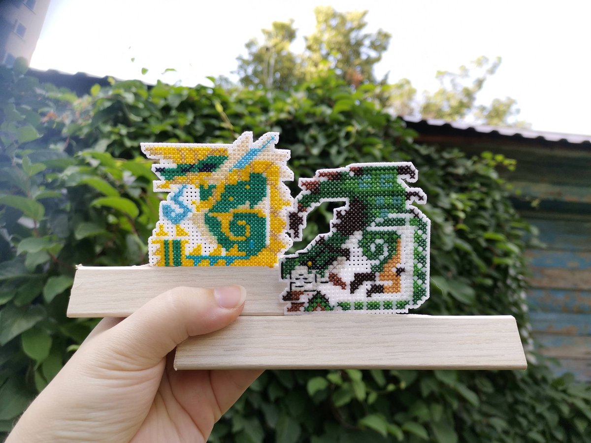 Hell_arred's tweet photo. And in these shots - both handsome men at once.🌺

Zinogre and Rathian from Monster Hunter 🌸

#handmade #crossstitch #cross_stitch #MonsterHunter #rathian #Nintendo #zinogre https://t.co/eUt75iS9Hu