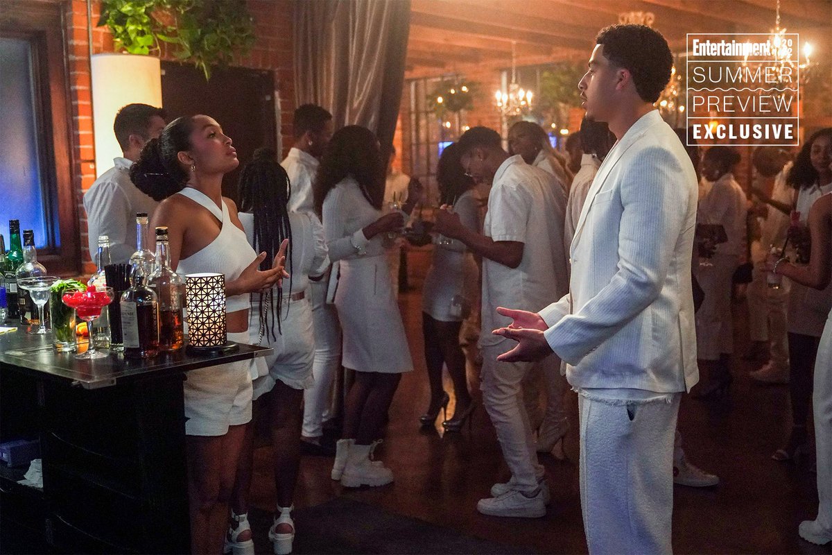 <a href="/EW/">Entertainment Weekly</a> has the first look at season 5 of #grownish. Looks like junior’s got a visitor at Cal U. Watch #grownish July 20 on <a href="/FreeformTV/">Freeform</a>. Stream July 21 on <a href="/hulu/">Hulu</a>. ew.com/tv/grown-ish-s…