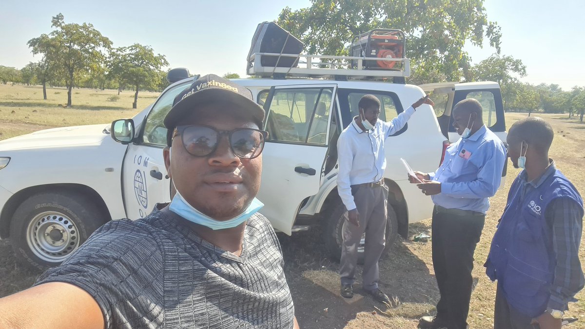 LloydMungoni's tweet photo. DAY 1. 11/05/22
Malibeng | Thoporo | Masera | Dambe
Risk Communication and Community Engagement (RCCE).    
#YourMessenger #HumanitarianWork #YourMC 
"Its More Than Broadcasting Live"
The Edutainer OnSet🎙 https://t.co/ayxLb1Blad