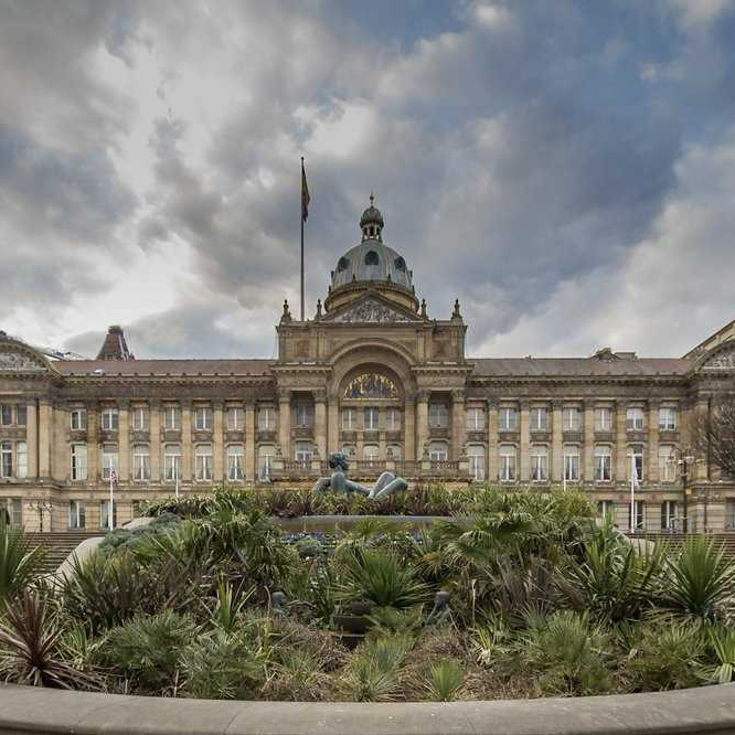 localnotail's tweet photo. ngl it's nice to see our Floozie in full flow again but I much preferred the natural look on her #GreenerBrum https://t.co/xR27WuCFvY
