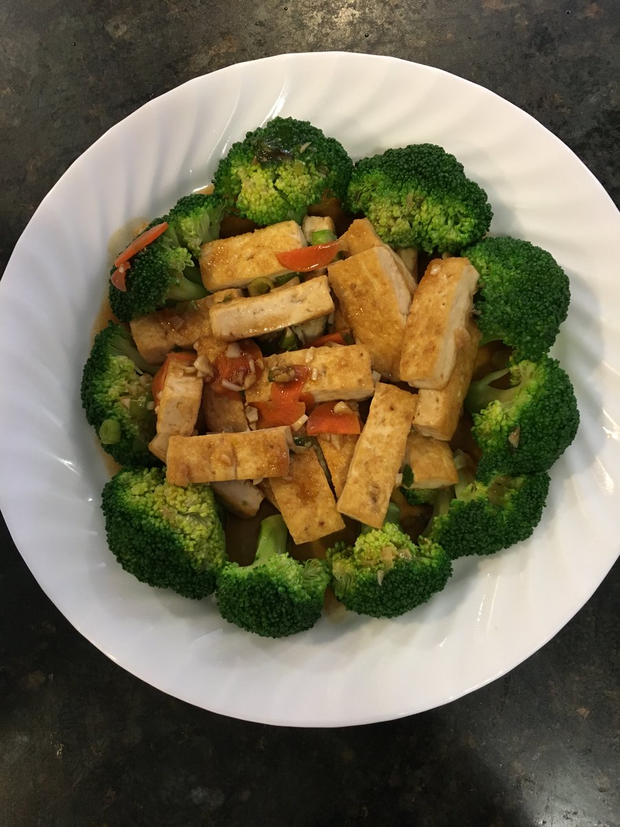 unifyasians's tweet photo. Celebrating AAPI Heritage Month. Let's support a local AAPI restaurant. Feel like Chinese food, Filipino, Indian, Korean, Japanese, Thai, Vietnamese, etc, so many to try. I think I might try a different AAPI restaurant everyday this month. #AAPIHeritageMonth #AAPIStrong https://t.co/Ozs2ZV8dS1