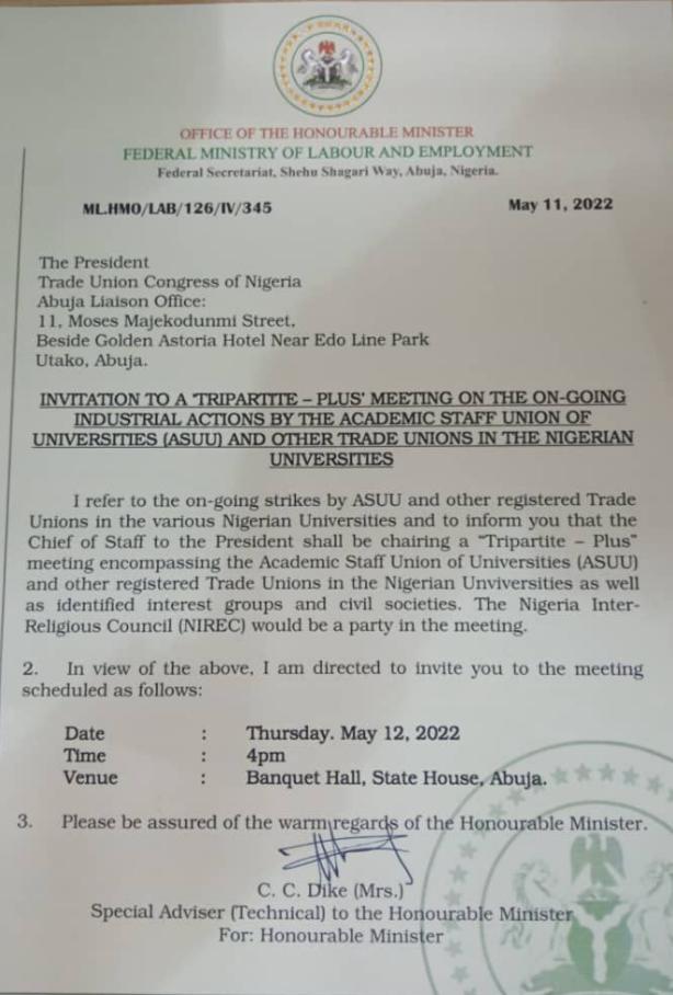 i_am_osmart's tweet photo. Fingers crossed π€
#IlorinProtest
#EndASUUStrike https://t.co/G9Z5sTafXY