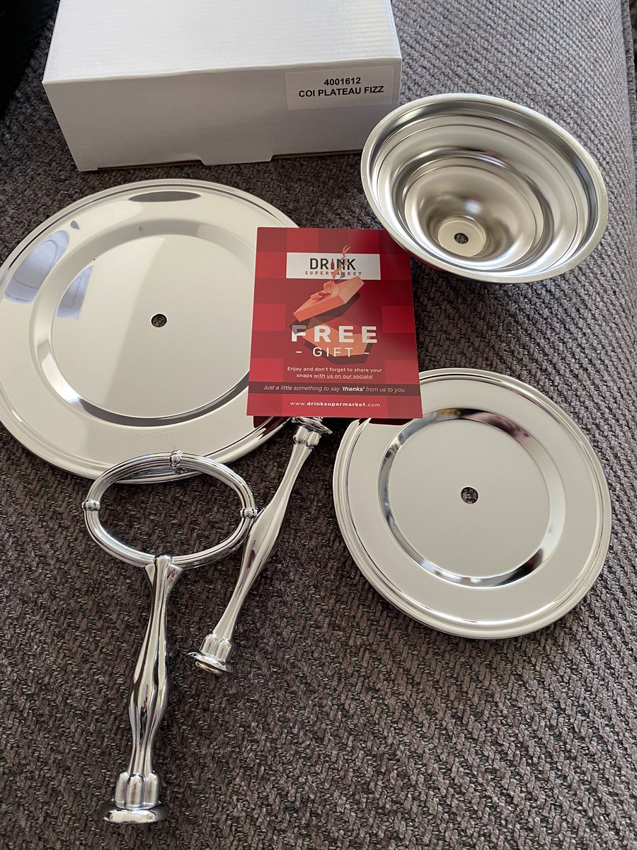 Facey_86's tweet photo. @DrinkSuperMkt thanks for the mystery gift! However it’s so mysterious I don’t know what the heck it is! Any help? 😂 https://t.co/2waVpSq5j0