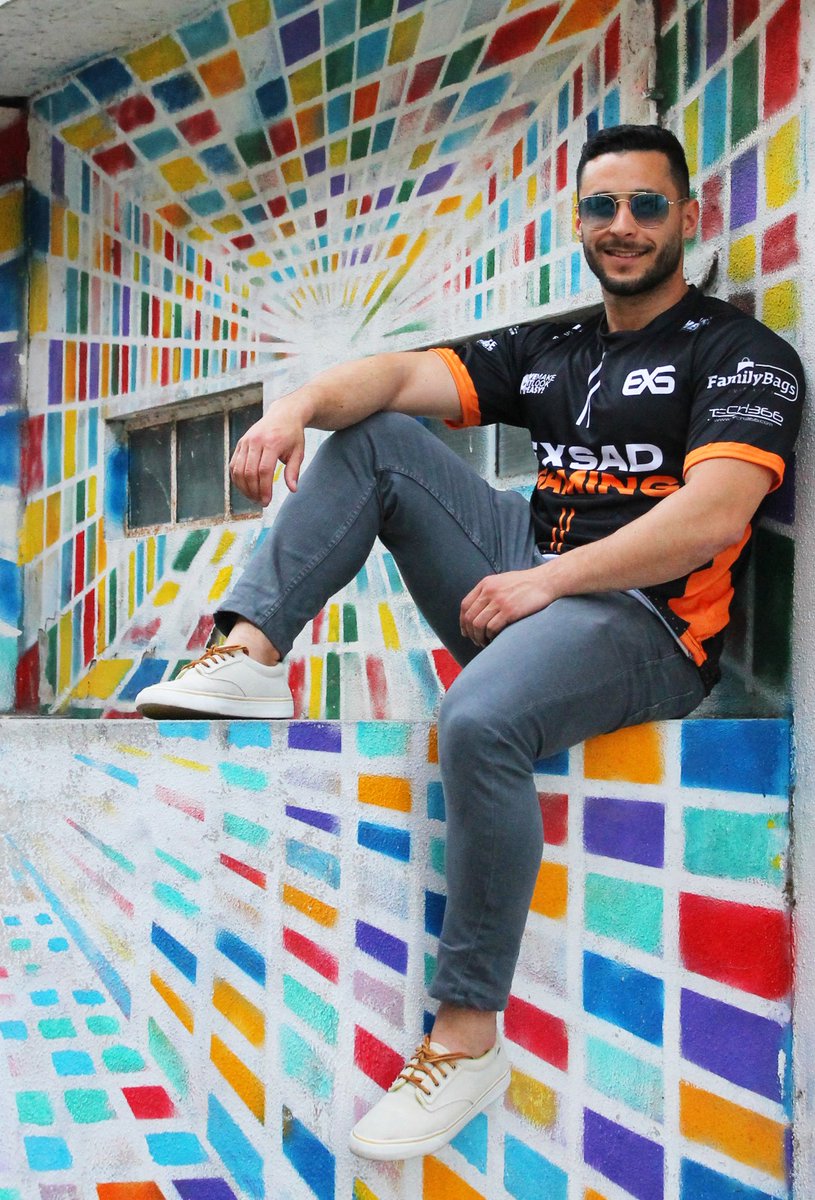 exsadggoficial's tweet photo. Chega de esperar, a novidade chegou! 😍
Hoje apresentamos a Jersey Official EXSAD Gaming 🔥
⠀
A mudança esta feita, o nosso escudo está pronto para as novas guerras e batalhas que virão ⚔🛡
Estamos prontos e tu?
#WeMakeItLookEasy #NewJersey #exsad #exsadgaming #GoExsad https://t.co/aJlEnKLt4p