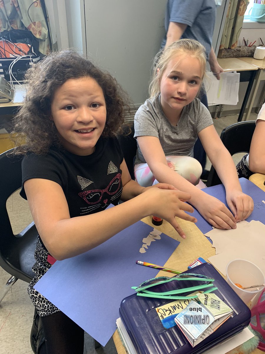 mswipersroom's tweet photo. Collaborative art with our friends in Rise and Gains today. #inclusion @mdbennie https://t.co/Mb9E0uYQMN