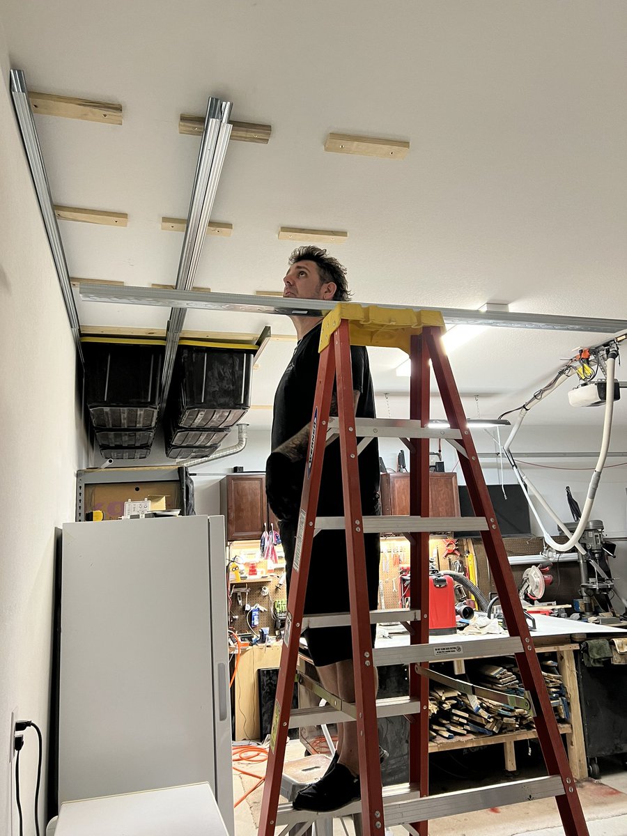 sataninaskirt75's tweet photo. Do you ever get turned on just watching your dude do hot guy shit? Always working to make our lives easier/better. So excited for our little business to take off!🦄🐙❤️ #SoHot #ToxicMasculinity #Alpha #OurHome #WoodWorking #RiverTables #BetterTogether #TeamWorkMakesTheDreamWork https://t.co/rm9XF0NiHJ