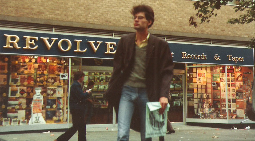 BRSArchive's tweet photo. @thewiremagazine @originalphew @_DreamSyndicate @Discus_Music @firerecordings @Discipl36278031 @BackwoodzHipHop @Counterflows @emilypothast @drlouisegray @Unseen_Worlds Great review on A-Z Record Shop Bags 1940's to 1990s @jonnytrunk bags used supplied by the @BRSArchive https://t.co/gPj5VB91Fd