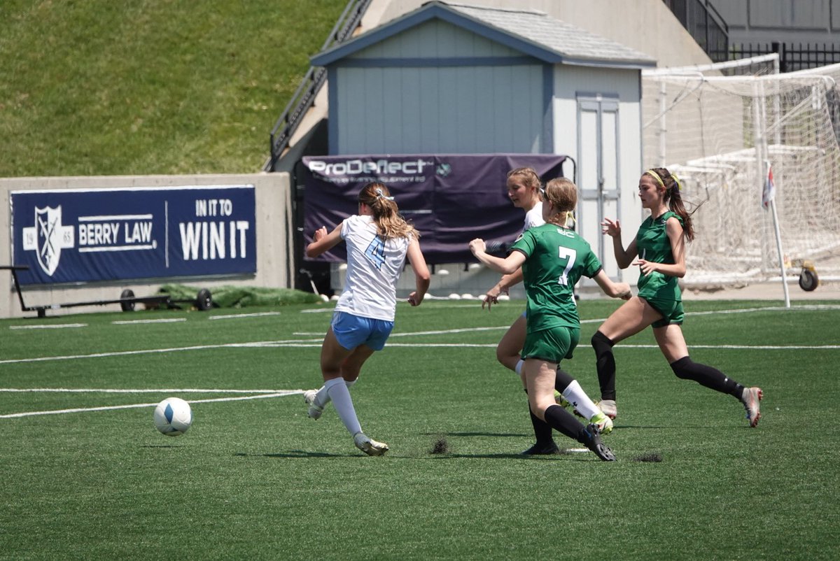 DCPGSports's tweet photo. Ava Spies makes history as @ElkNorthGrlsSoc first goal scorer at state. Jordan Zielinski assisted on the historic goal. With 12 minutes remaining, @SkyHawkSoccer lead 7-1. https://t.co/hV65Nda0cw