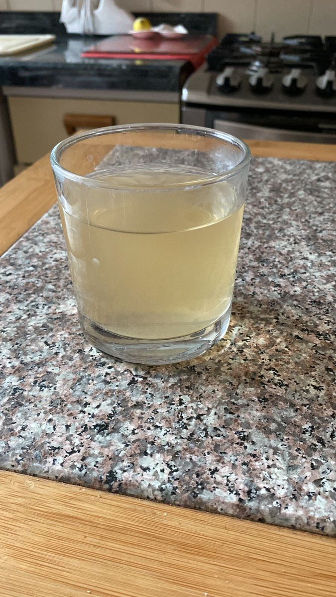 cprousseau's tweet photo. @aguas_andinas  turbiedad agua en sector Los Dominicos https://t.co/xFU3pgHtgh