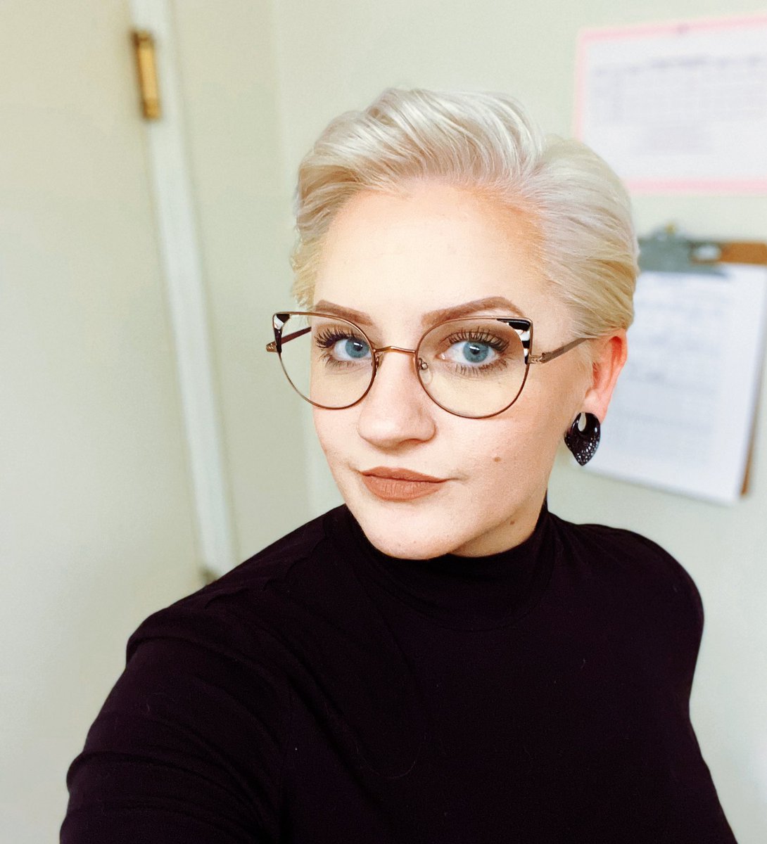 Cat 😺 tweet media