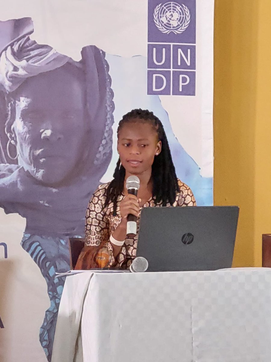 Sharon_MUK's tweet photo. #DigitalFinanceBorderlands #ConnecTogo @UNDPBorderlands
Day 3
My session today was on the theme: Targeting the most vulnerable: Criteria and issues.
I had the privilege to share the panel with Mrs @sandKPDB-Gender specialist,RCSCA and M. Edwin OGARO_Borderlands Youth Rep-Kenya. https://t.co/N0Ei2V8WjW