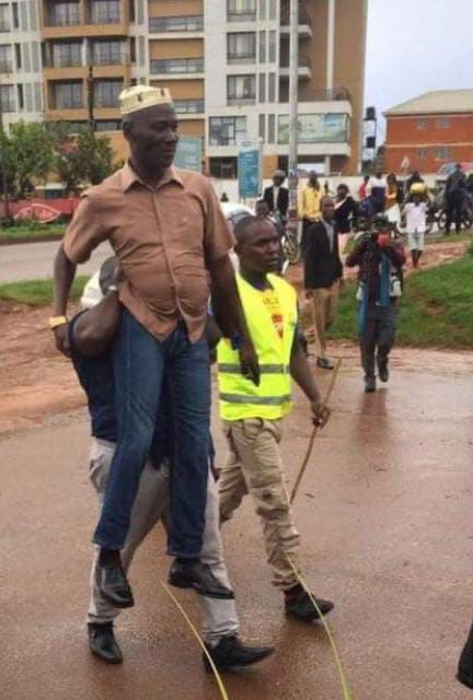 anko_law's tweet photo. A Ugandan taken by Kenyans after tweeting about Kenya😂#UgandaVsKenya https://t.co/uvniltq1aG