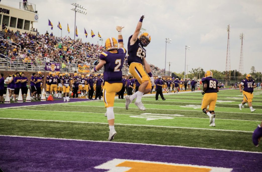 TivrellH's tweet photo. Blessed to receive my very first offer to Hardin Simmons University!!!!!!@HSUCowboys #staypurple https://t.co/FSJYTvVBmw